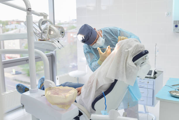 Best Cracked Tooth Emergency Dentist  in Copiague, NY